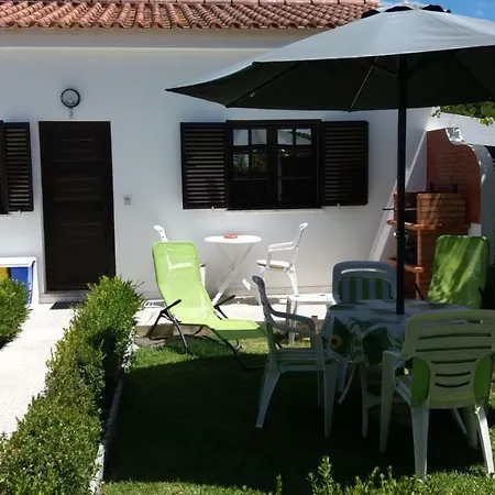 Pensión Country House Alfarim 4*